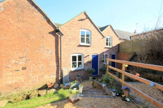 2 Bedroom Terraced